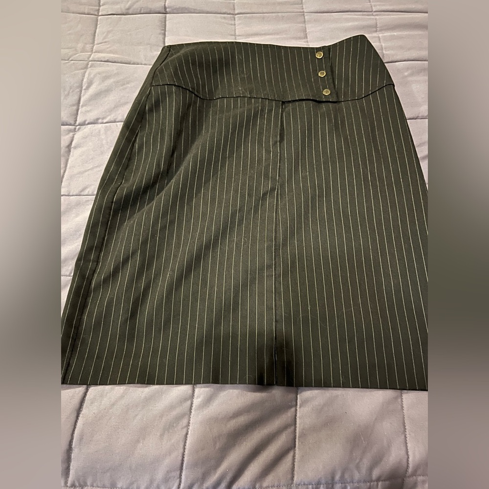 Black Pinstriped skirt size 9/10